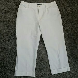 CLEARANCE /Make an offer! Ralph Lauren Crop jeans Sz 8